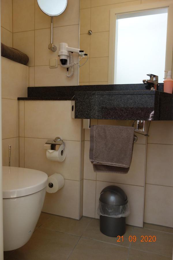 Hotel Wiedenhof ヒルデン エクステリア 写真